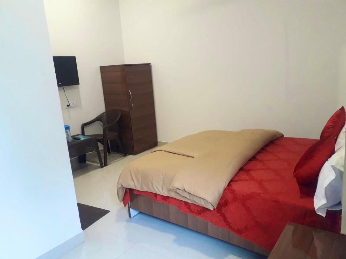 Peacock Hill Homestay Bhopal Buitenkant foto