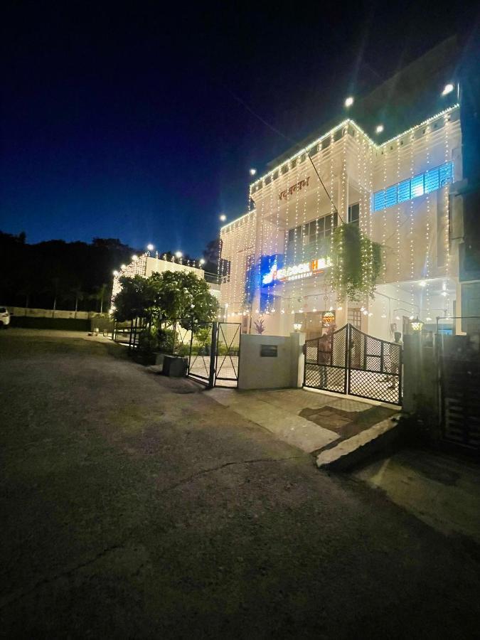 Peacock Hill Homestay Bhopal Buitenkant foto